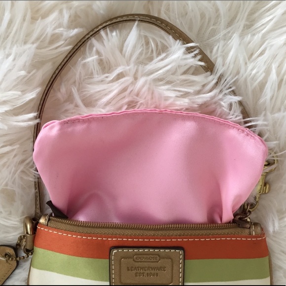 Authentic Coach Legacy Stripe Wristlet - Picture 3 of 15